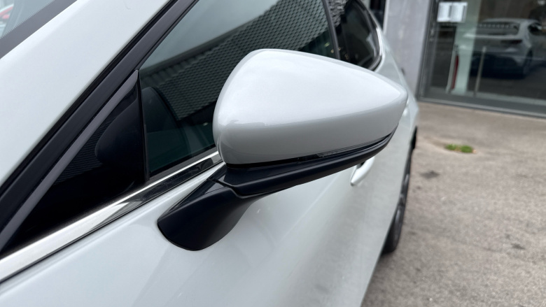 Mazda 3 2.5 e-Skyactiv G MHEV [140] Exclusive-Line 5dr Petrol Hatchback